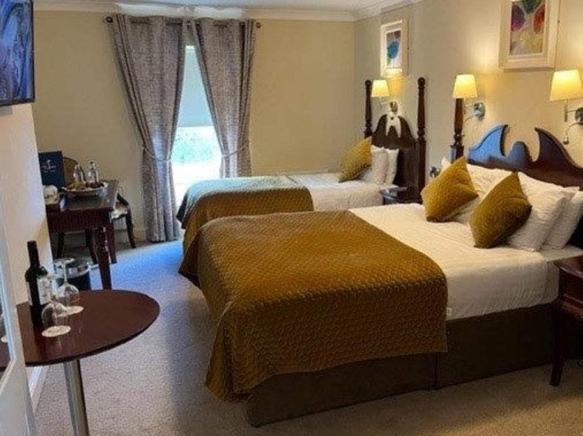 Shamrock Inn Hotel ラヒンチ エクステリア 写真